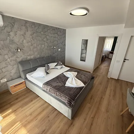 Casa Roby Гостьовий будинок Ефоріє-Норд