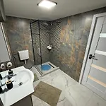 Affittacamere Casa Roby Eforie 3*