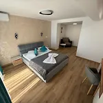 Affittacamere Casa Roby Eforie